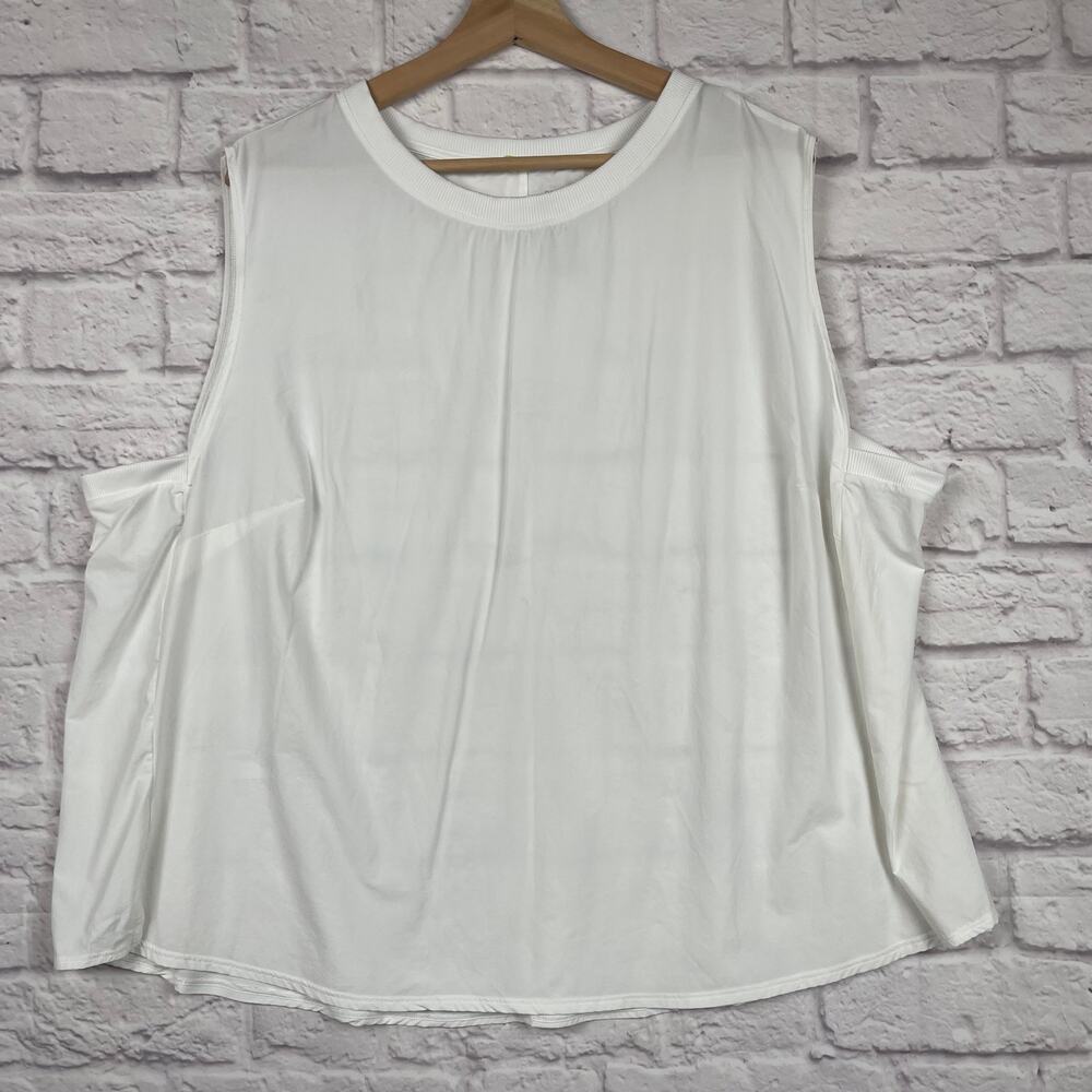 J5013 All In Motion top size 2X